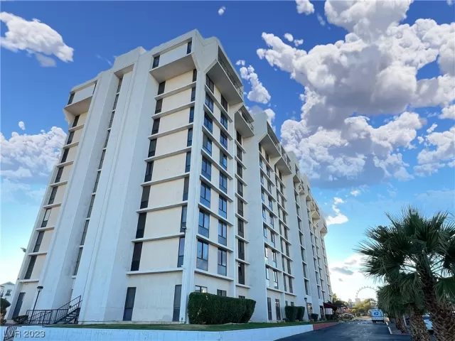 MLS: 2549545 Condo For Sale