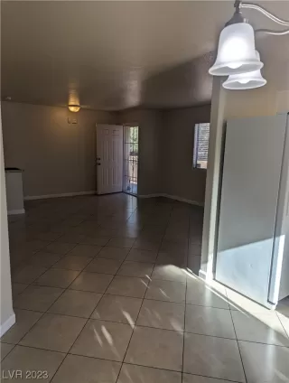 Photo #4: 2549546 Listing 