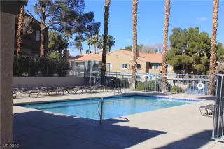 Photo #2: 2549555 Listing