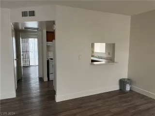 Photo #5: 2549568 Listing 