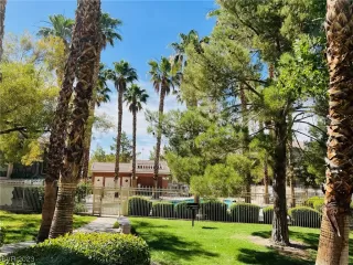 Photo #3: 2549575 Listing 