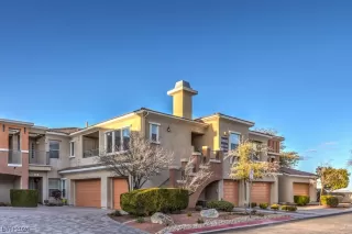Photo #1: 2549581 Listing 