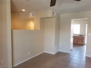 Photo #3: 2549598 Listing 