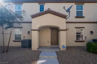 Photo #4: 2549659 Listing 