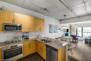 Photo #5: 2549668 Listing 