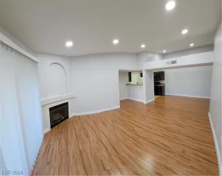 Photo #1: 2549673 Listing 