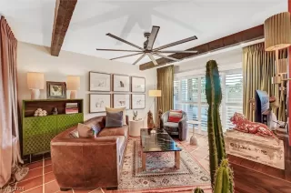 Photo #1: 2549685 Listing 
