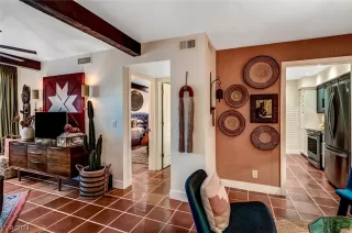 Photo #4: 2549685 Listing 