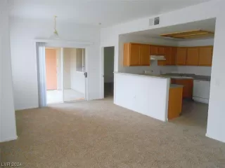Photo #3: 2549762 Listing 