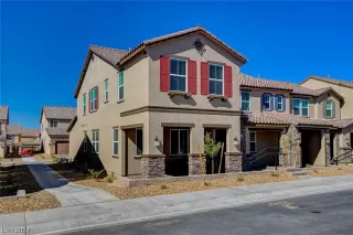 Photo #2: 2549776 Listing 
