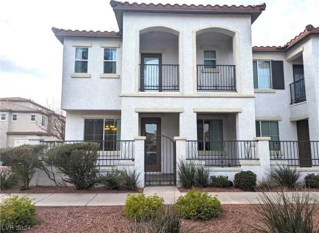 MLS: 2549792 Condo For Sale