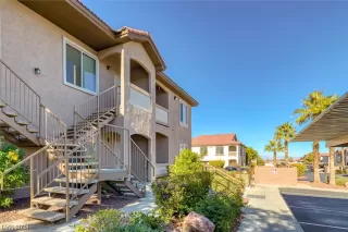 Photo #2: 2549807 Listing