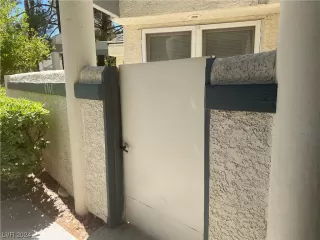 Photo #2: 2549814 Listing 