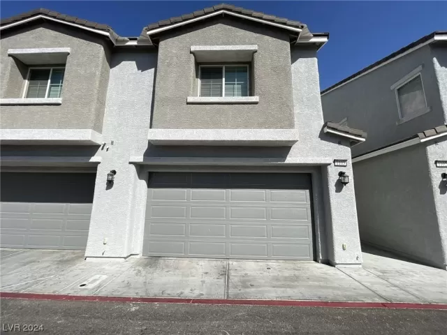 MLS: 2549868 Condo For Sale