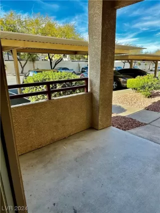 Photo #1: 2549876 Listing