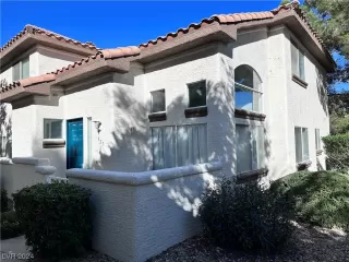 Photo #1: 2549896 Listing 