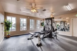 Photo #2: 2549939 Listing 