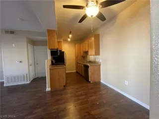 Photo #3: 2549939 Listing 