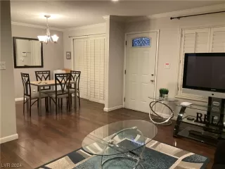 Photo #3: 2549961 Listing 