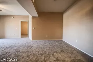 Photo #1: 2549999 Listing 