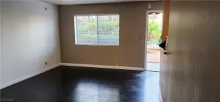 Photo #4: 2550024 Listing