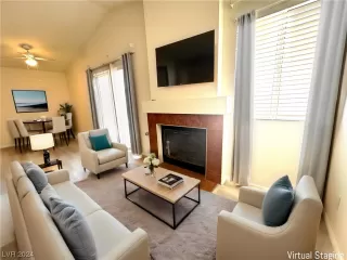 Photo #2: 2550031 Listing