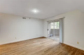 Photo #6: 2550042 Listing 