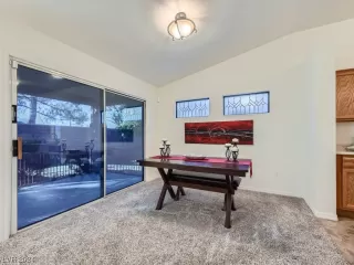 Photo #2: 2550097 Listing