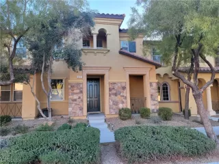 Photo #1: 2550117 Listing 