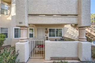 Photo #2: 2550151 Listing