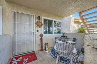 Photo #3: 2550151 Listing