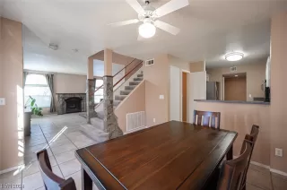 Photo #2: 2550156 Listing