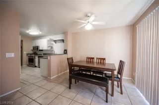 Photo #4: 2550156 Listing