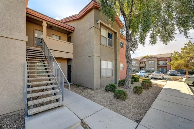 MLS: 2550162 Condo For Sale