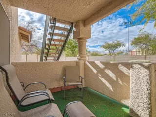 Photo #1: 2550182 Listing