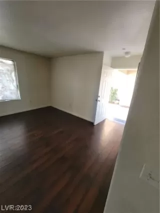 Photo #3: 2550192 Listing 