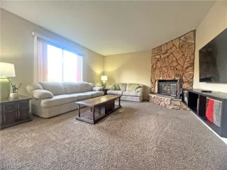 Photo #2: 2550193 Listing 