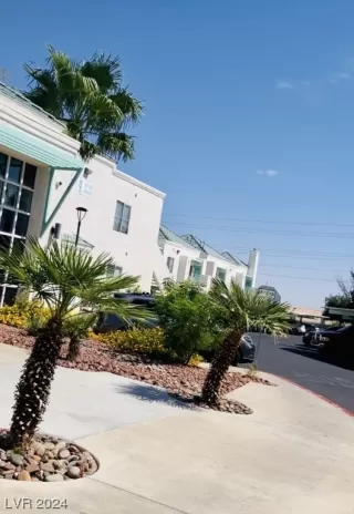 Photo #1: 2550194 Listing 