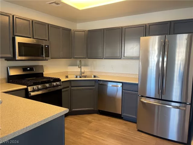 MLS: 2550203 Condo For Sale