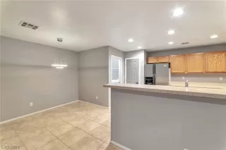 Photo #4: 2550208 Listing 