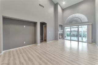 Photo #6: 2550208 Listing 