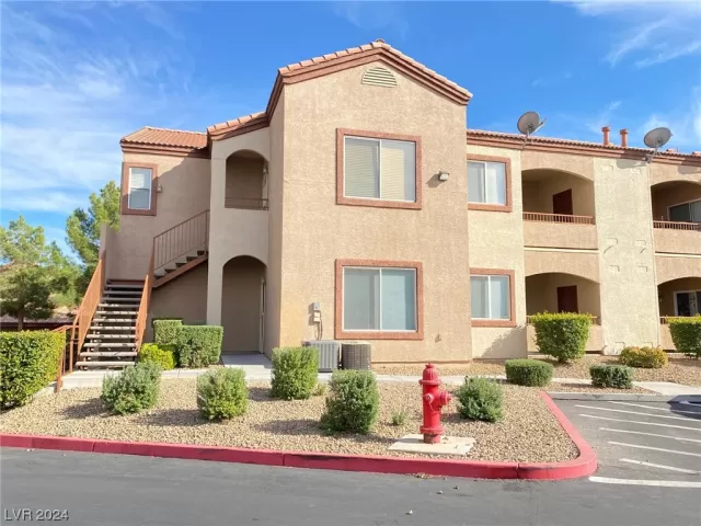 MLS: 2550213 Condo For Sale