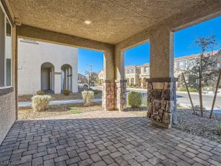 Photo #3: 2550223 Listing