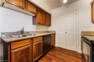 Photo #5: 2550266 Listing