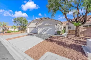 Photo #3: 2550268 Listing 