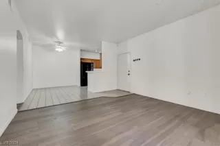 Photo #3: 2550272 Listing 