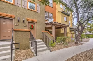 Photo #1: 2550274 Listing 