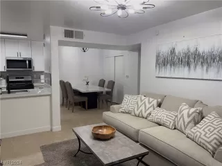 Photo #2: 2550293 Listing 