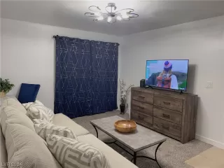 Photo #4: 2550293 Listing 