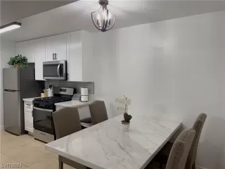 Photo #6: 2550293 Listing 